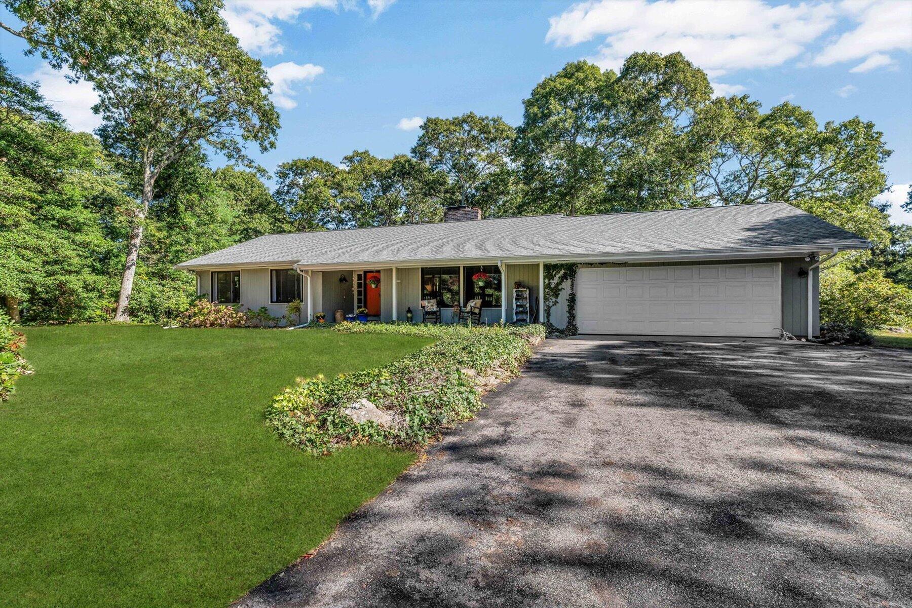 885 Shore Road Pocasset MA 02559