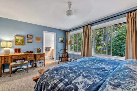 885 Shore Road Pocasset MA 02559