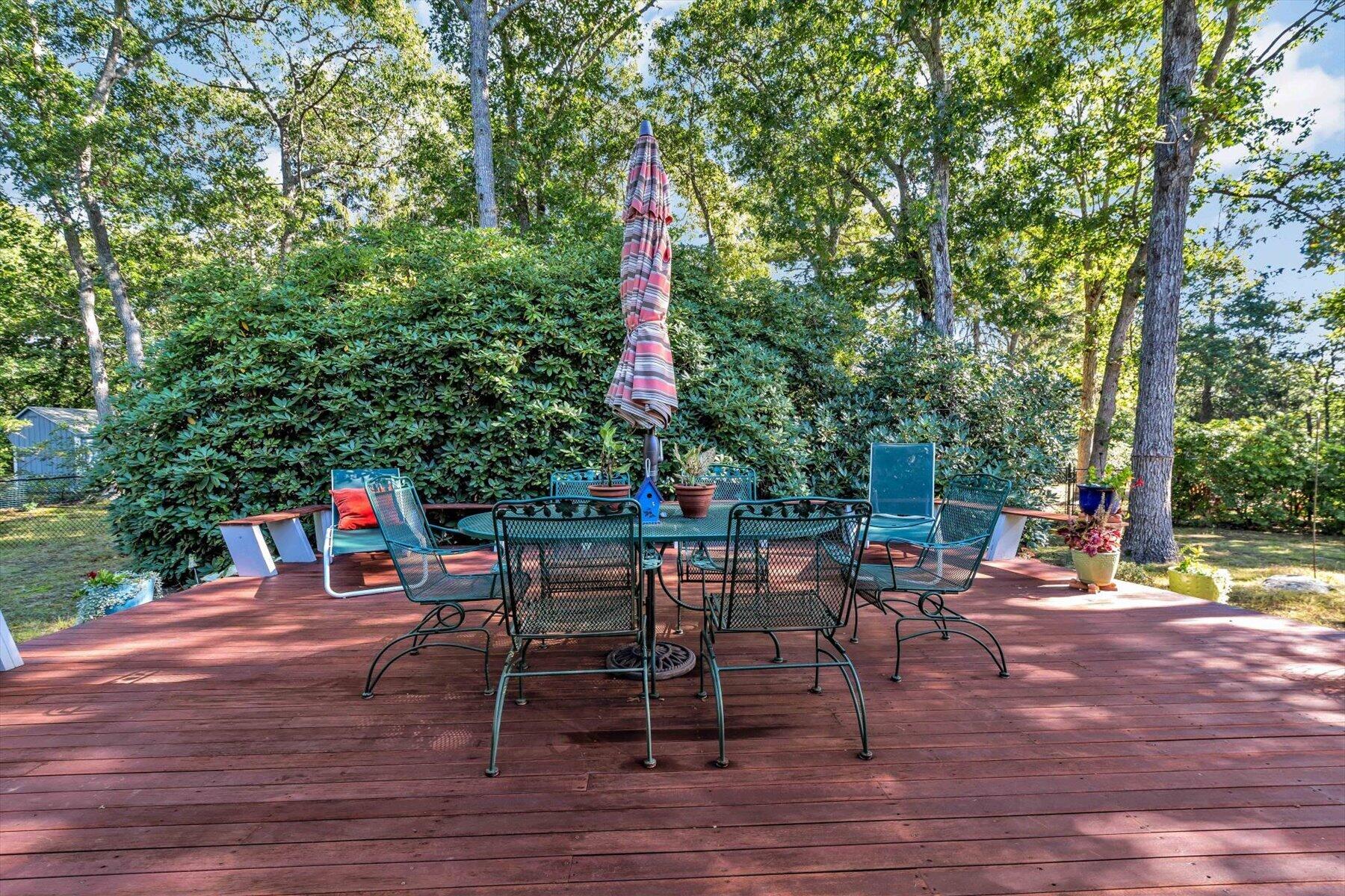 885 Shore Road Pocasset MA 02559