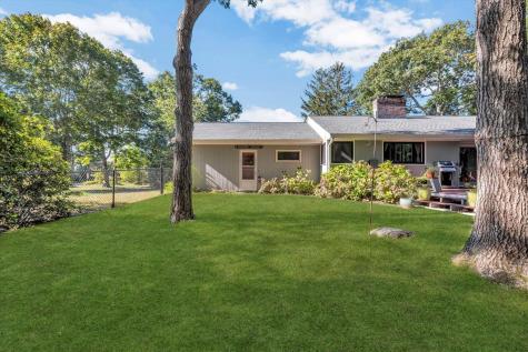 885 Shore Road Pocasset MA 02559