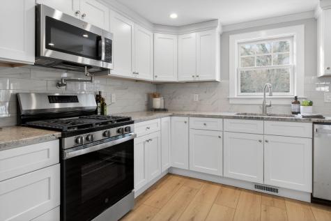 53 Eel River Road Falmouth MA 02536