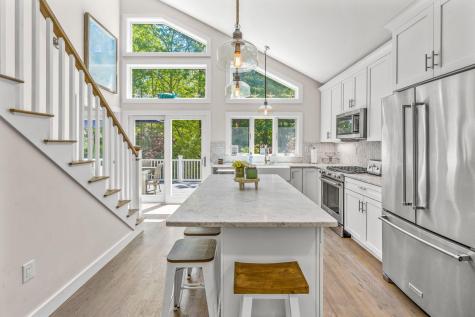 15 Halyard Circle Mashpee MA 02649