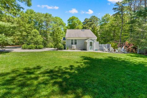 15 Halyard Circle Mashpee MA 02649
