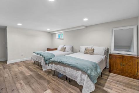 15 Halyard Circle Mashpee MA 02649