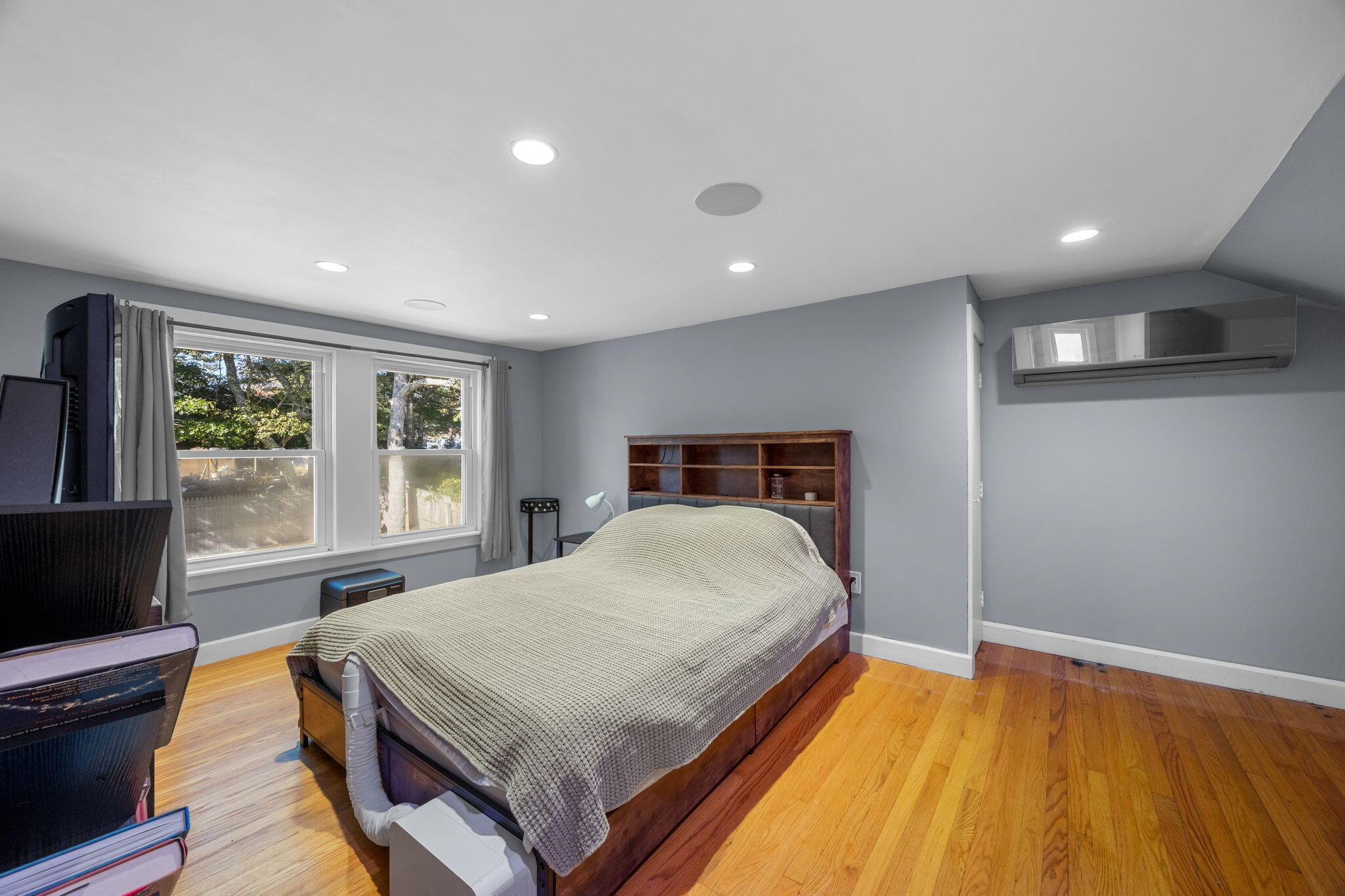 33 Buzzards Bay Avenue Bourne MA 02532