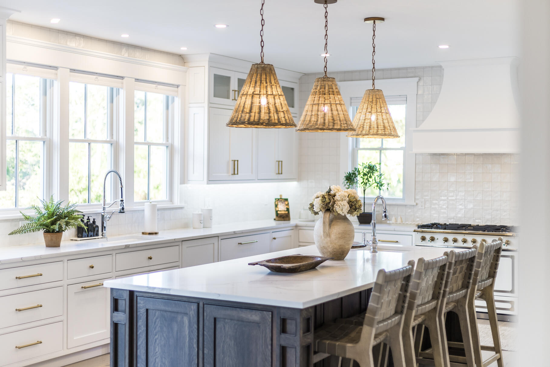 77 Highwood Lane Falmouth MA 02536