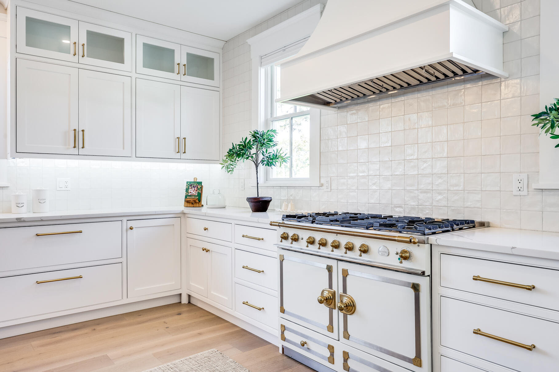 77 Highwood Lane Falmouth MA 02536