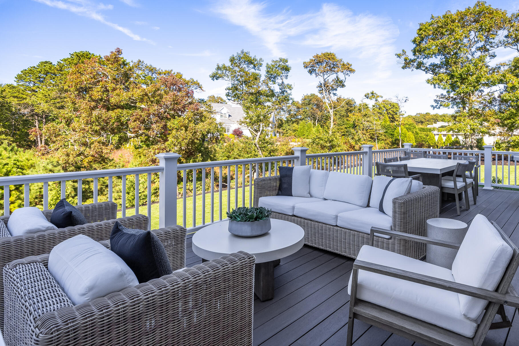 77 Highwood Lane Falmouth MA 02536