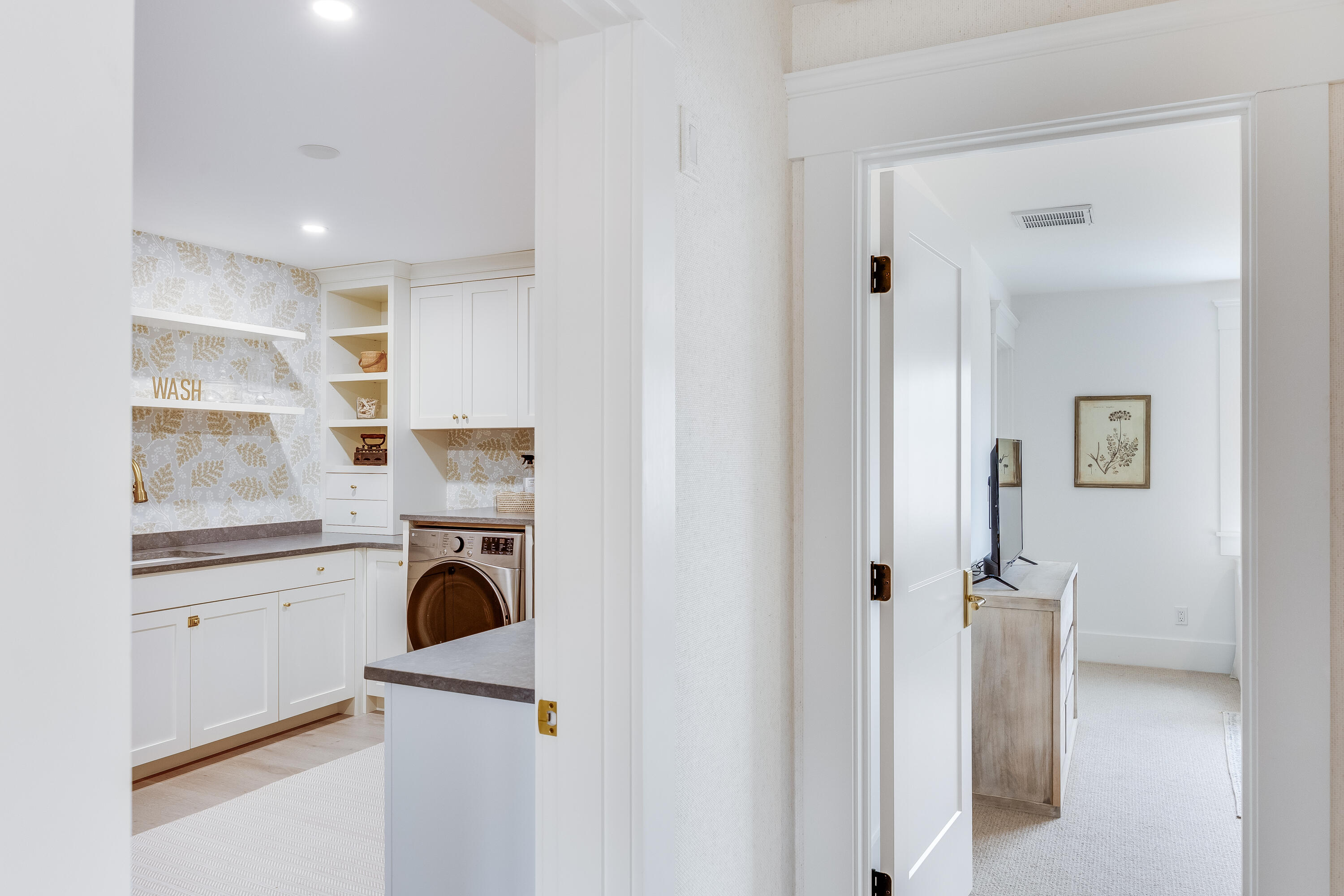 77 Highwood Lane Falmouth MA 02536