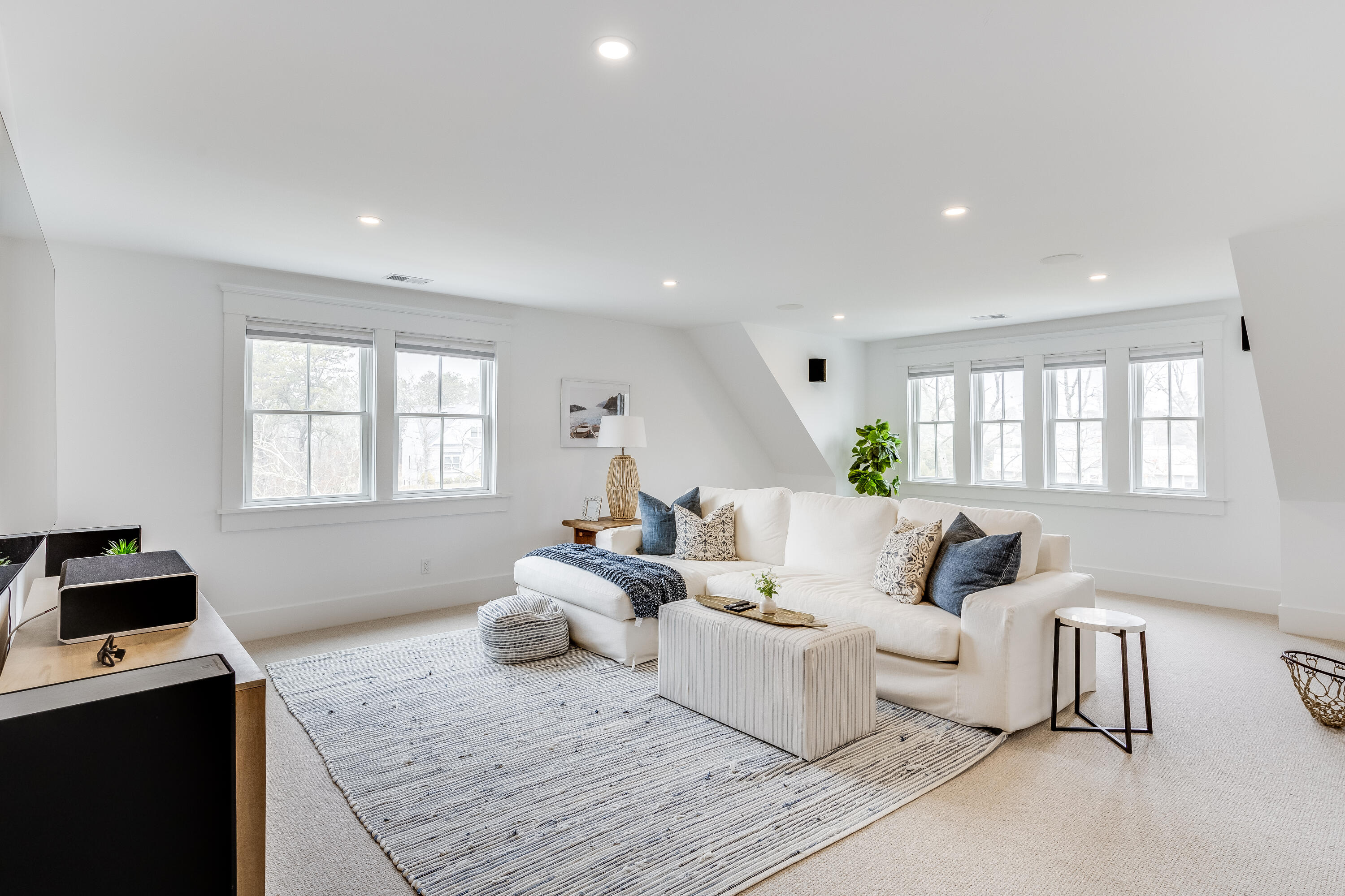 77 Highwood Lane Falmouth MA 02536