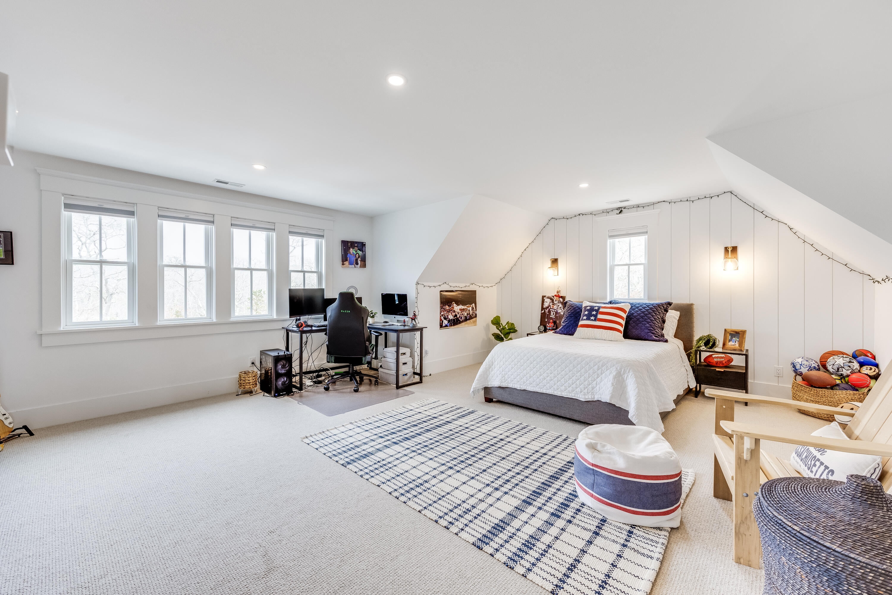 77 Highwood Lane Falmouth MA 02536