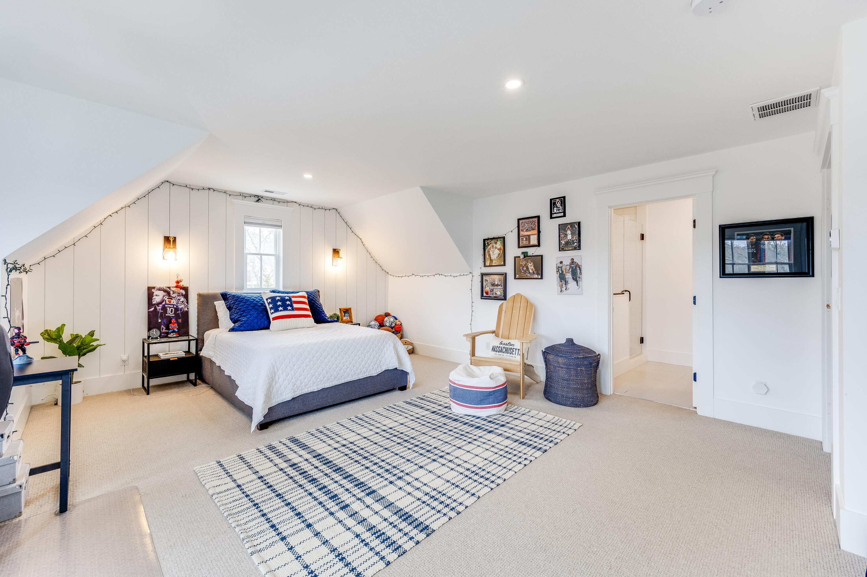 77 Highwood Lane Falmouth MA 02536