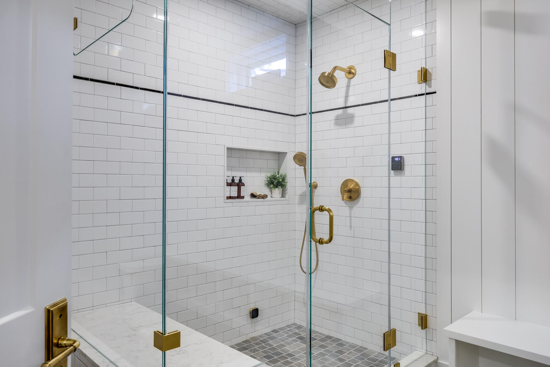 77 Highwood Lane Falmouth MA 02536