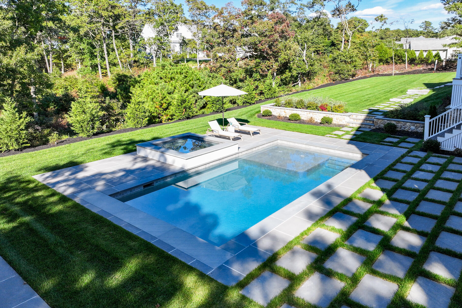 77 Highwood Lane Falmouth MA 02536