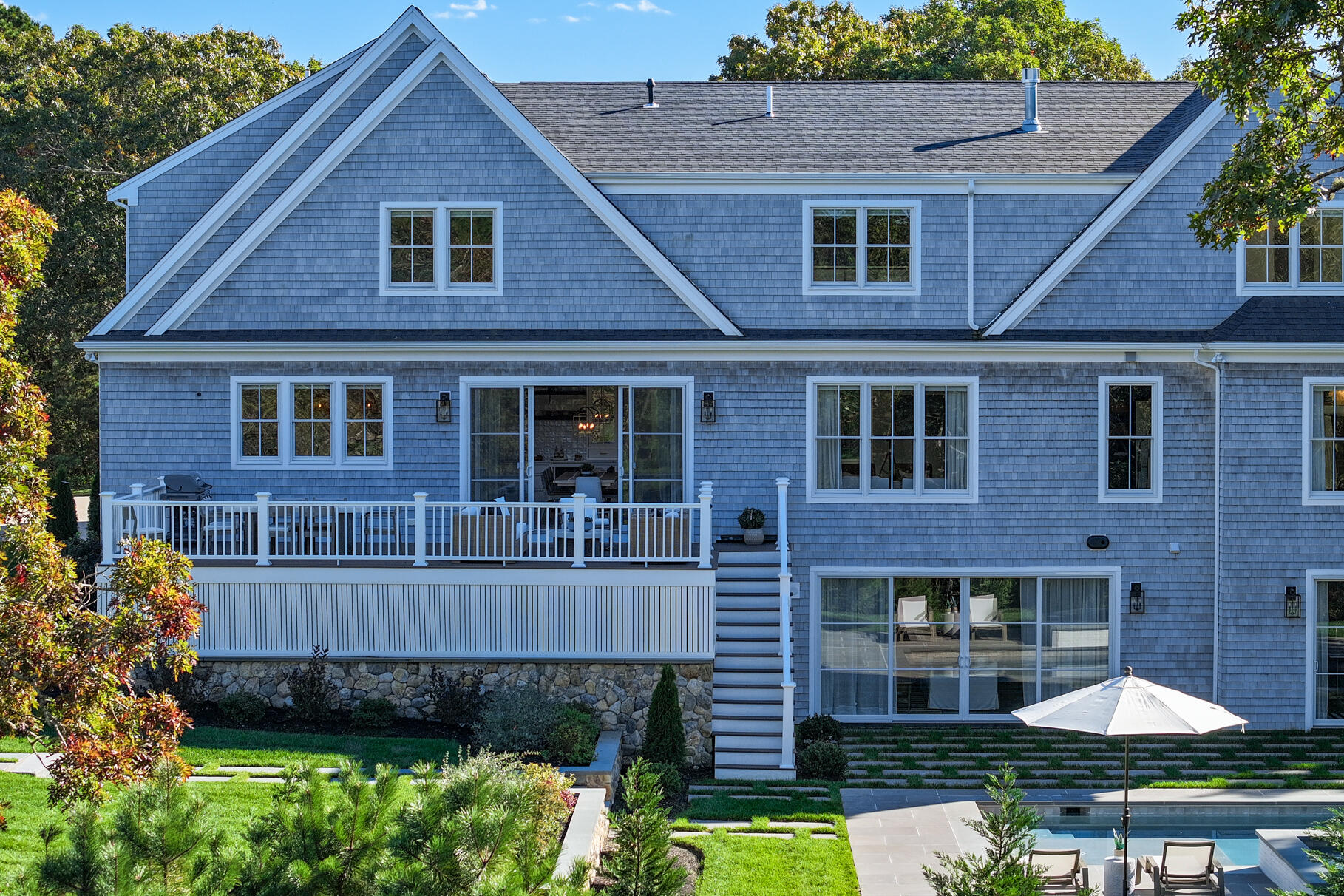 77 Highwood Lane Falmouth MA 02536