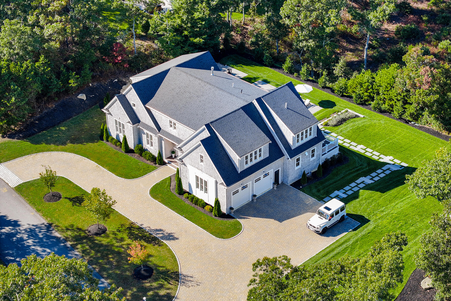 77 Highwood Lane Falmouth MA 02536