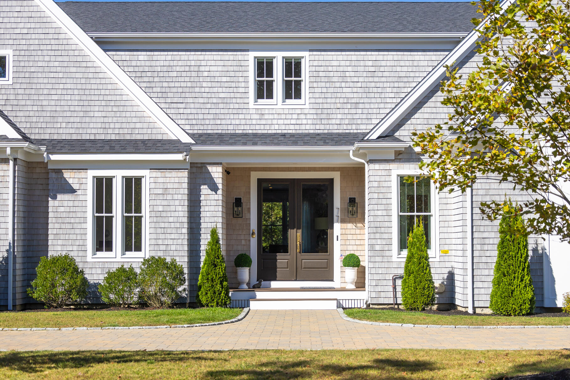 77 Highwood Lane Falmouth MA 02536