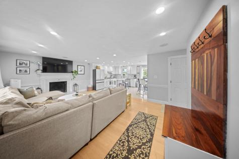 1109 Shootflying Hill Road Centerville MA 02632
