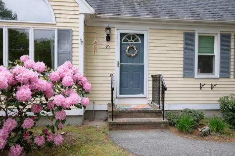 95 Rockville Avenue Falmouth MA 02536