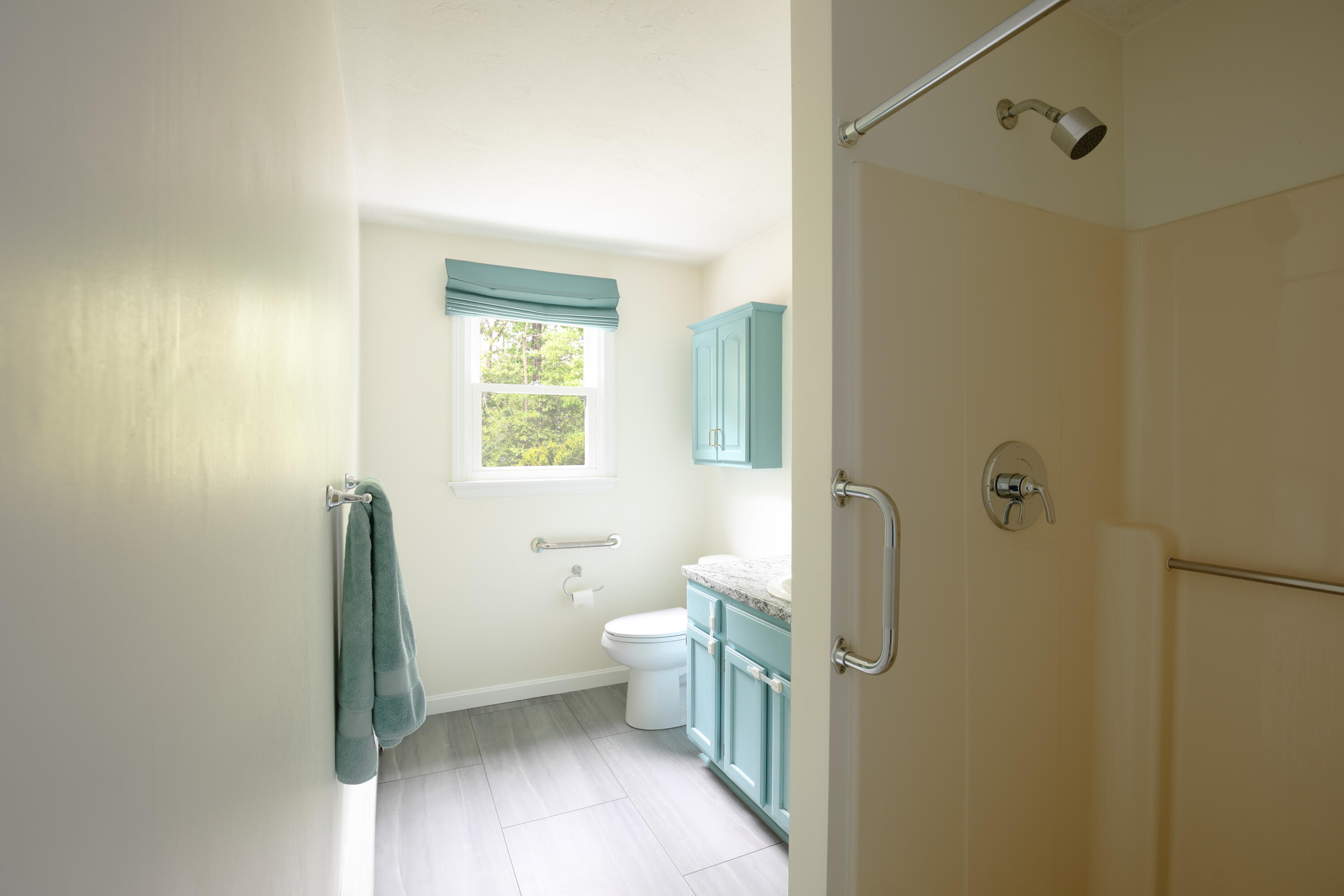 95 Rockville Avenue Hatchville MA 02536