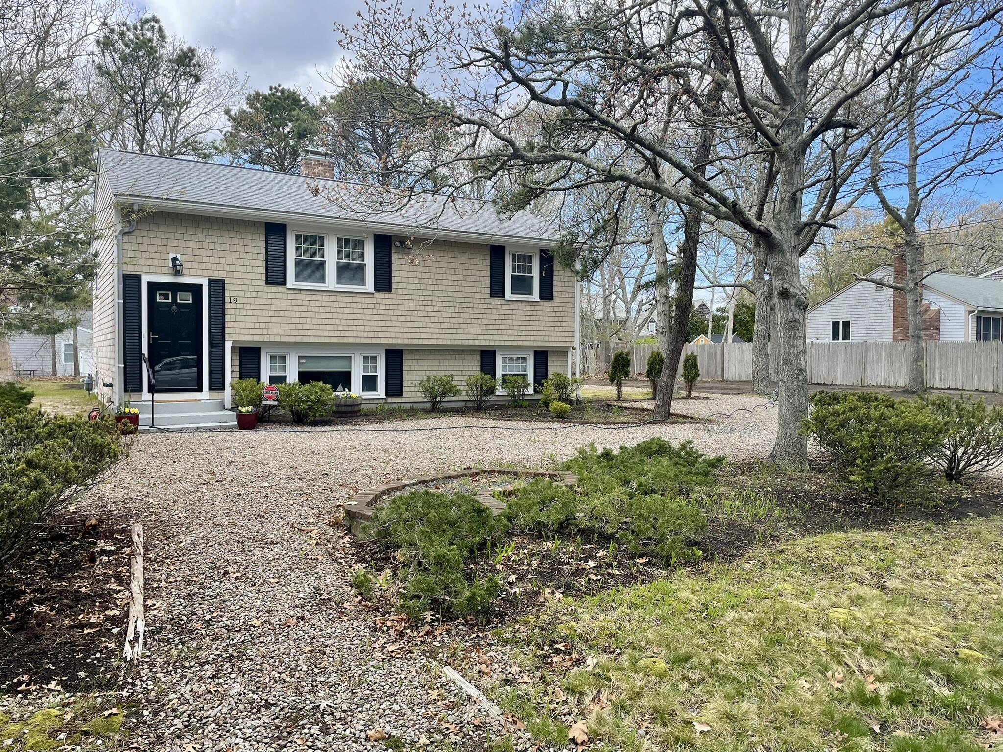 19 Maine Avenue Yarmouth MA 02673