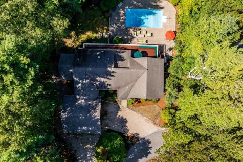 72 Walton Heath Way Mashpee MA 02649