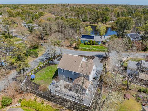 8 Lakeway Lane Harwich MA 02645