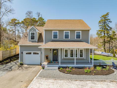 8 Lakeway Lane Harwich MA 02645