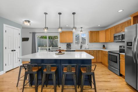 8 Lakeway Lane Harwich MA 02645