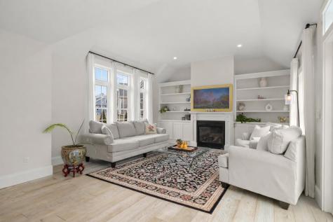 15 Maxwell Lane Sandwich MA 02563