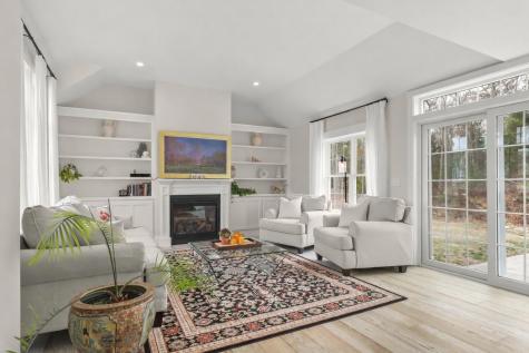 15 Maxwell Lane Sandwich MA 02563