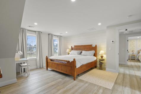 15 Maxwell Lane Sandwich MA 02563