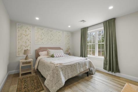 15 Maxwell Lane Sandwich MA 02563