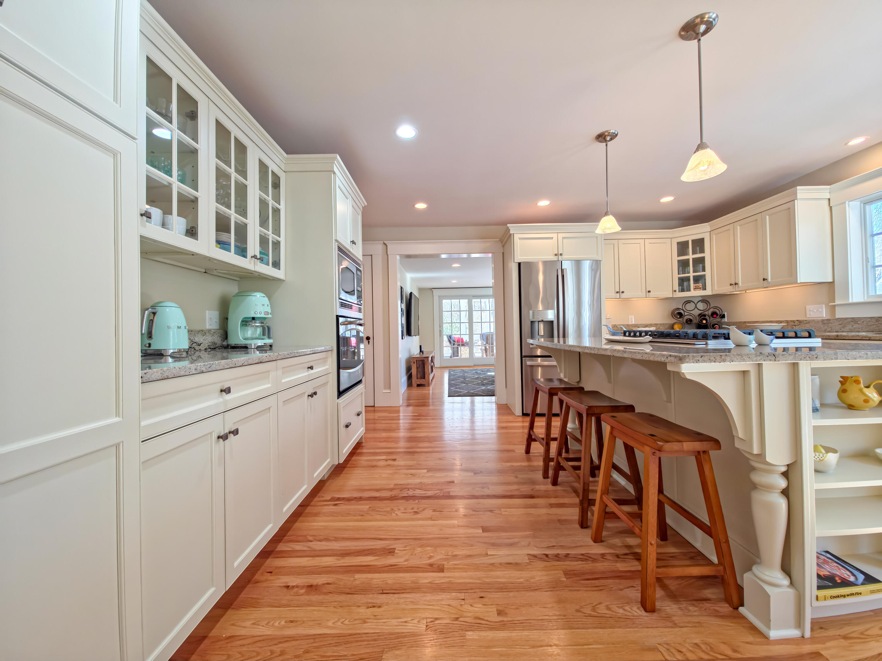 552 Main Street Cotuit MA 02635