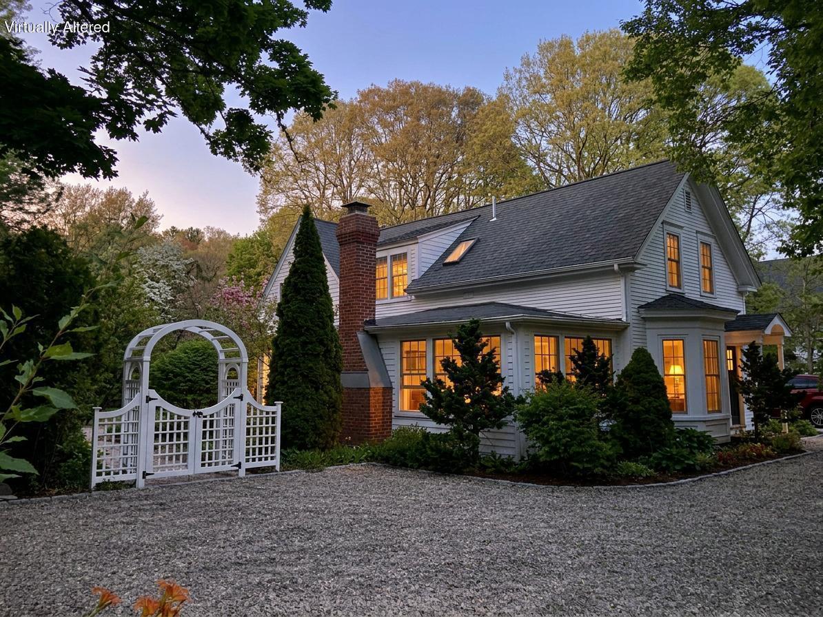 552 Main Street Cotuit MA 02635