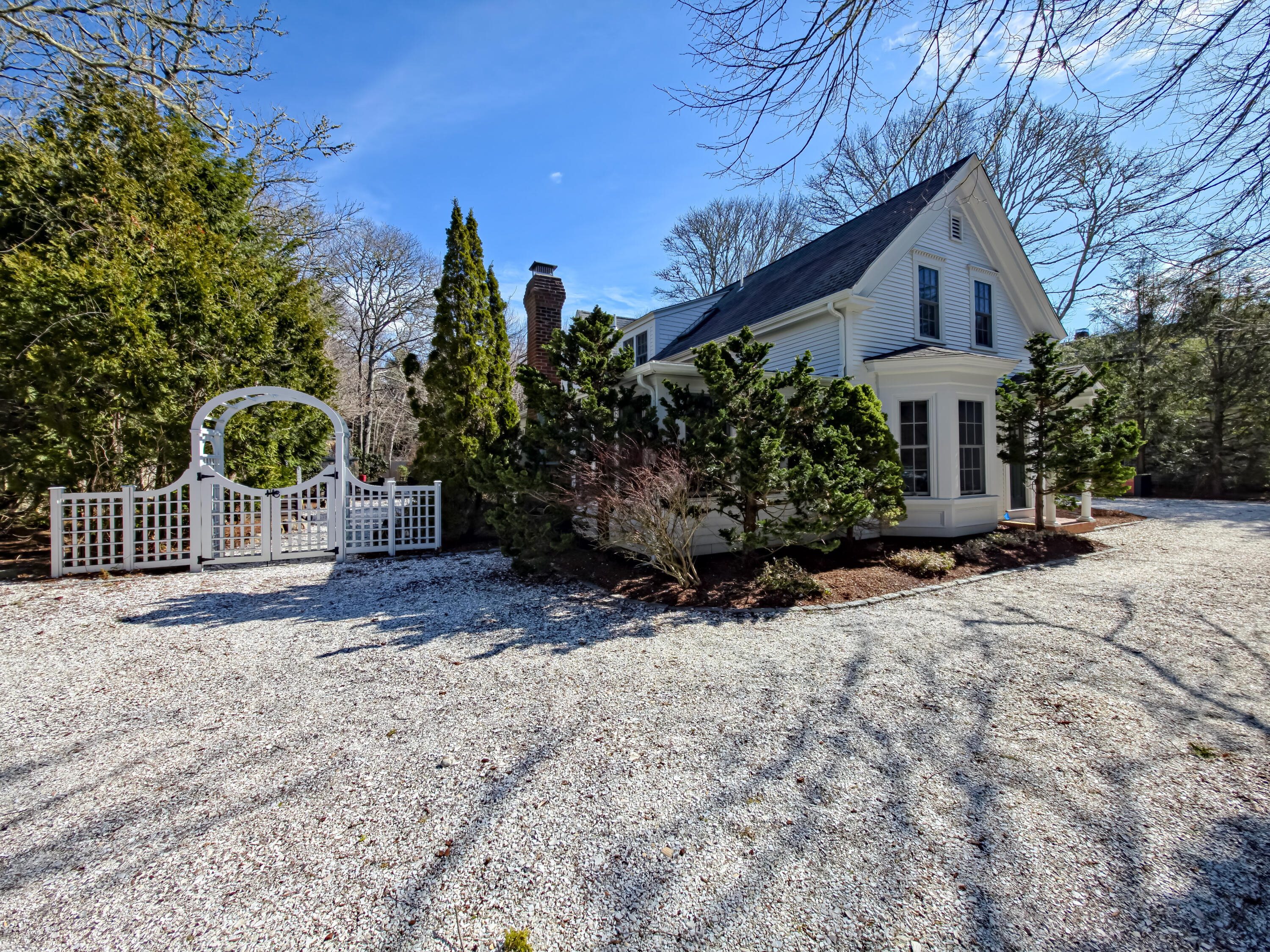 552 Main Street Cotuit MA 02635