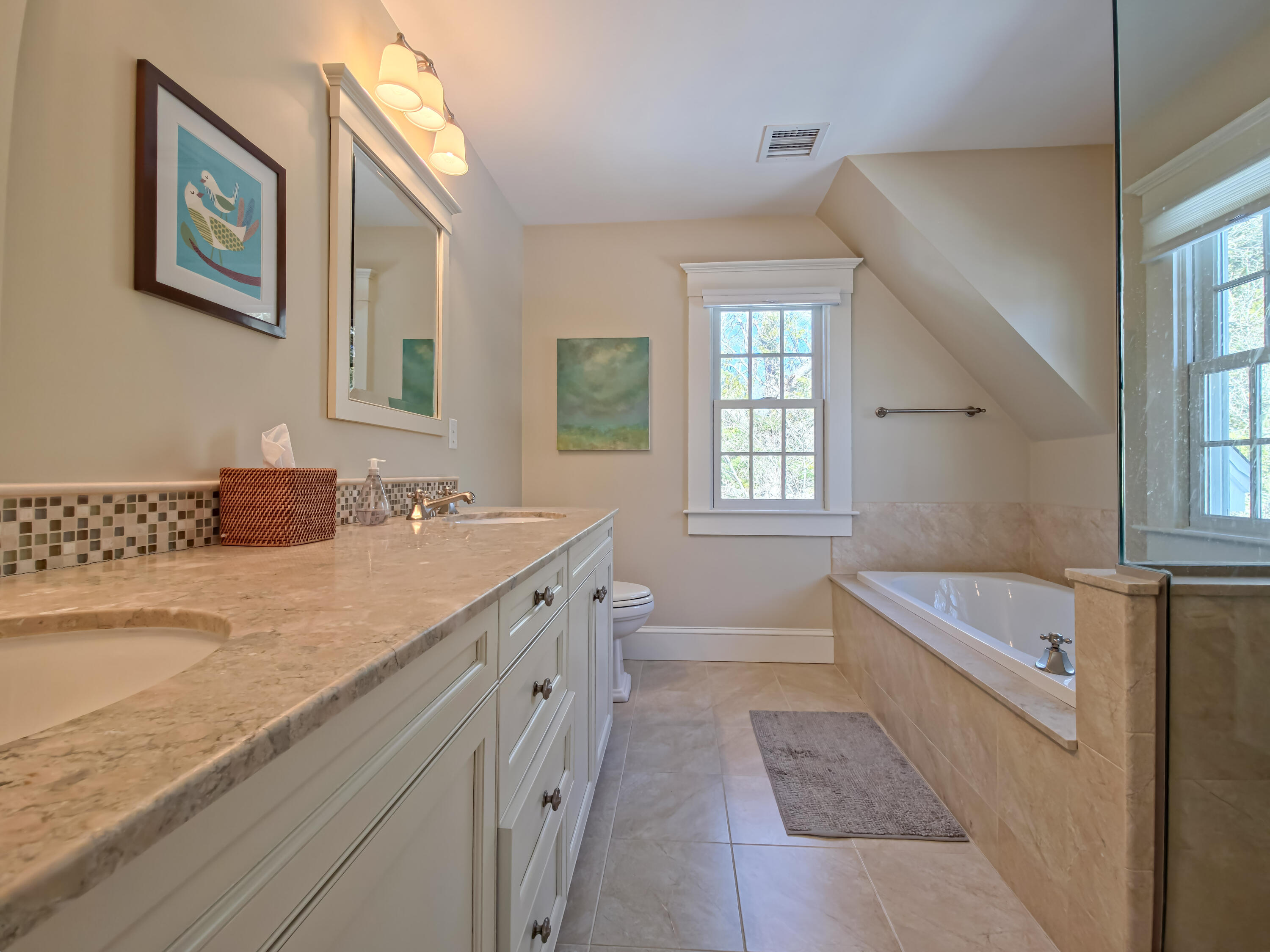 552 Main Street Cotuit MA 02635