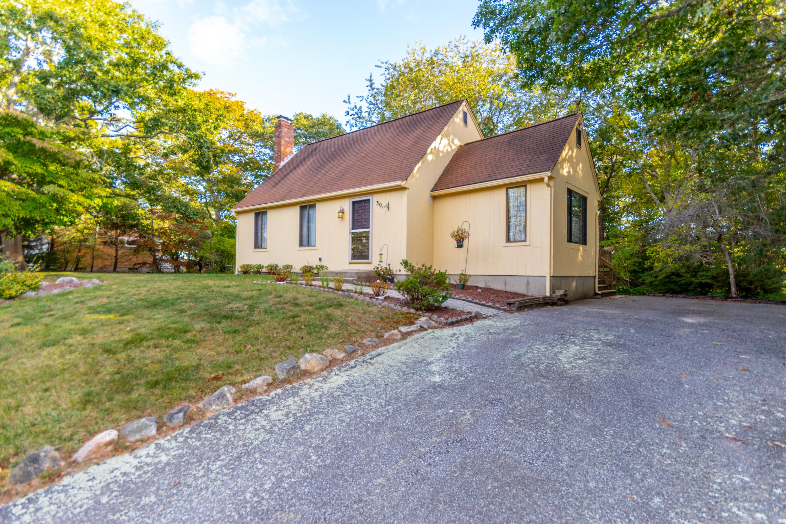 30 Weatherglass Lane Falmouth MA 02536