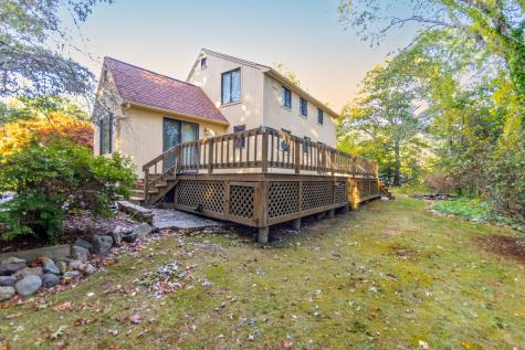 30 Weatherglass Lane Falmouth MA 02536