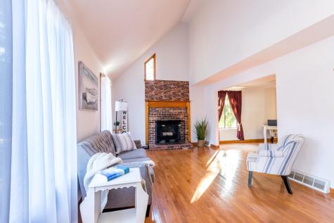 30 Weatherglass Lane Falmouth MA 02536