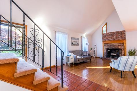 30 Weatherglass Lane Falmouth MA 02536