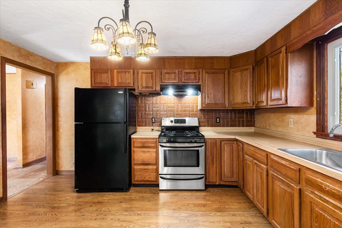 1094 County Road Bourne MA 02534