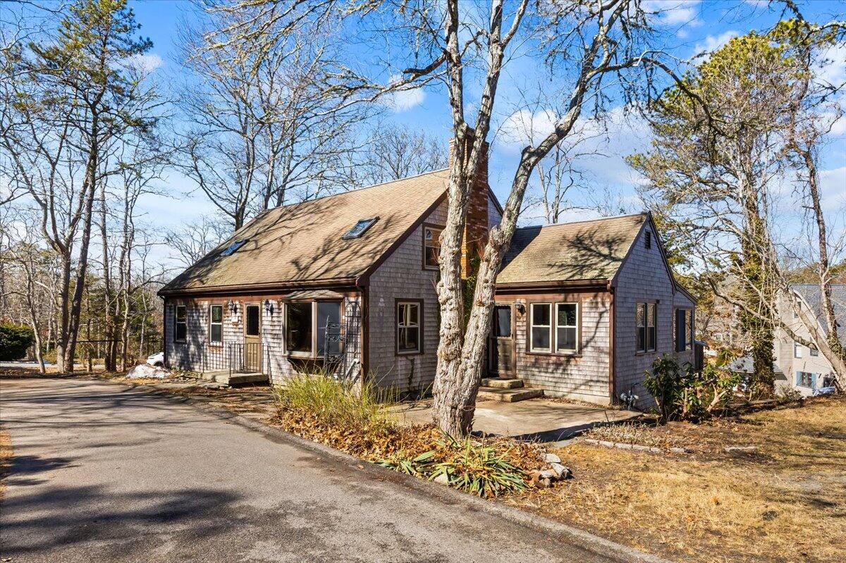 1094 County Road Bourne MA 02534