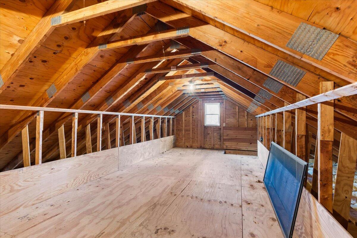 1094 County Road Bourne MA 02534
