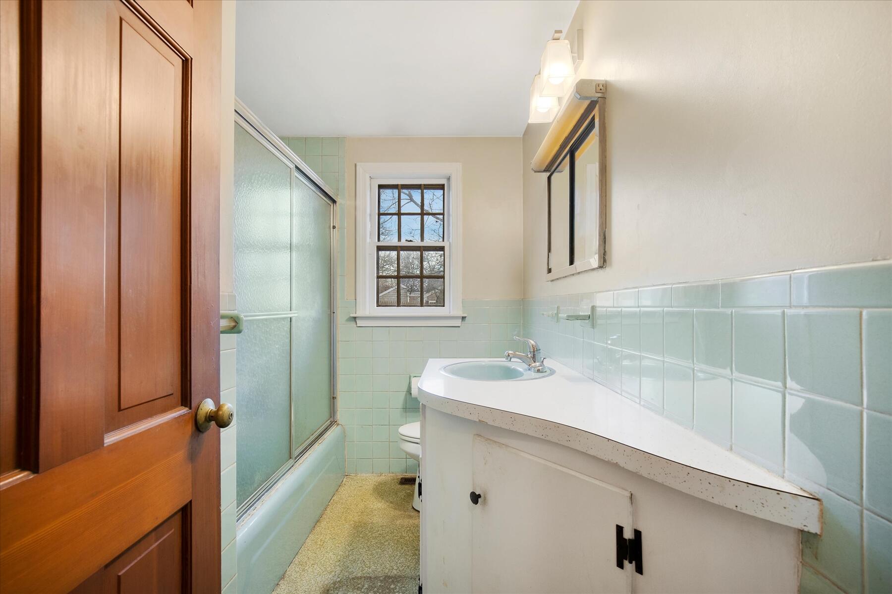 19 Larkin Lane Harwich MA 02645