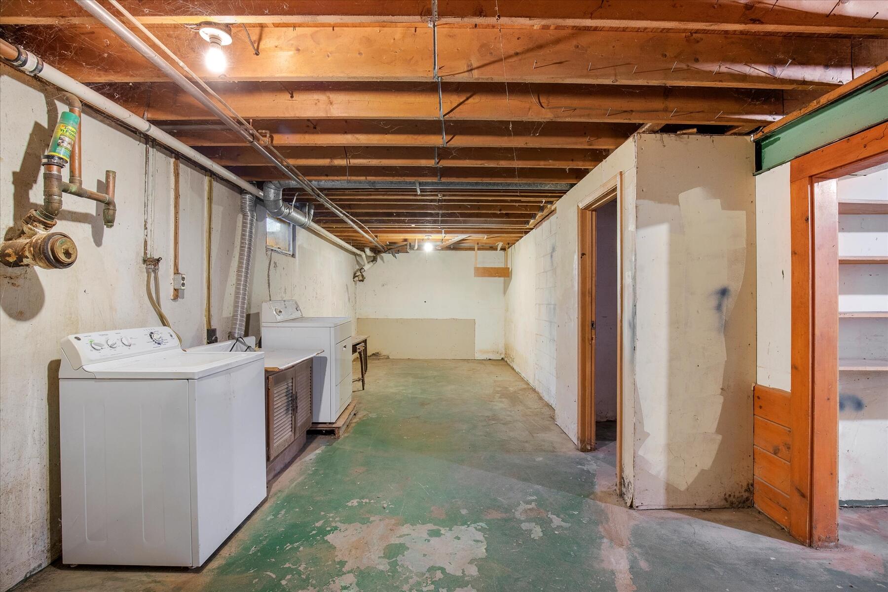 19 Larkin Lane Harwich MA 02645