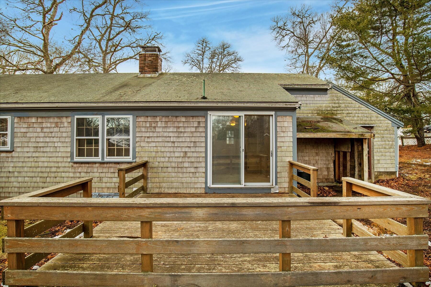 19 Larkin Lane Harwich MA 02645