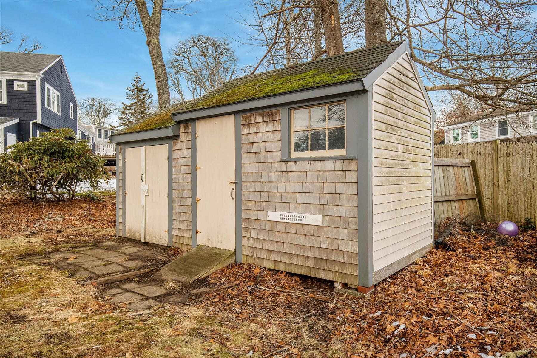 19 Larkin Lane Harwich MA 02645