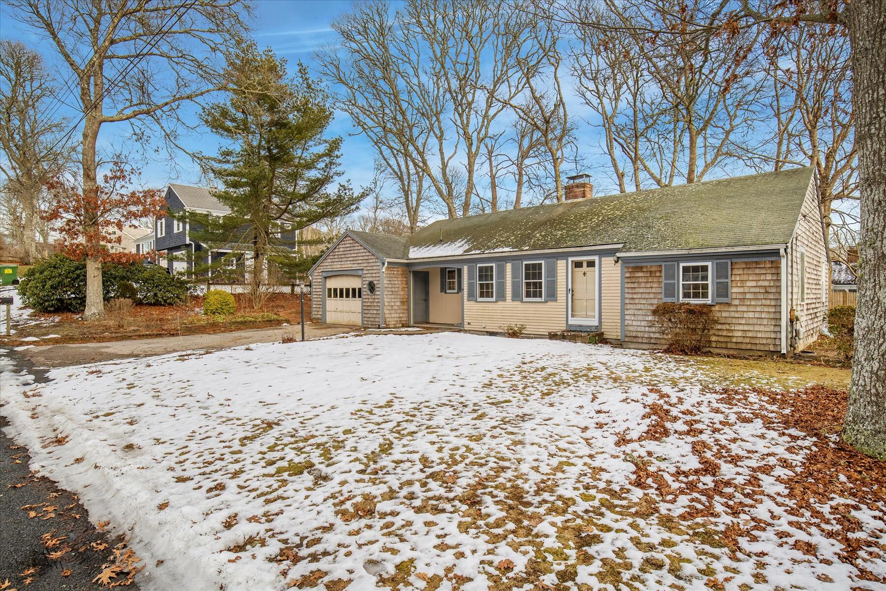 19 Larkin Lane Harwich MA 02645