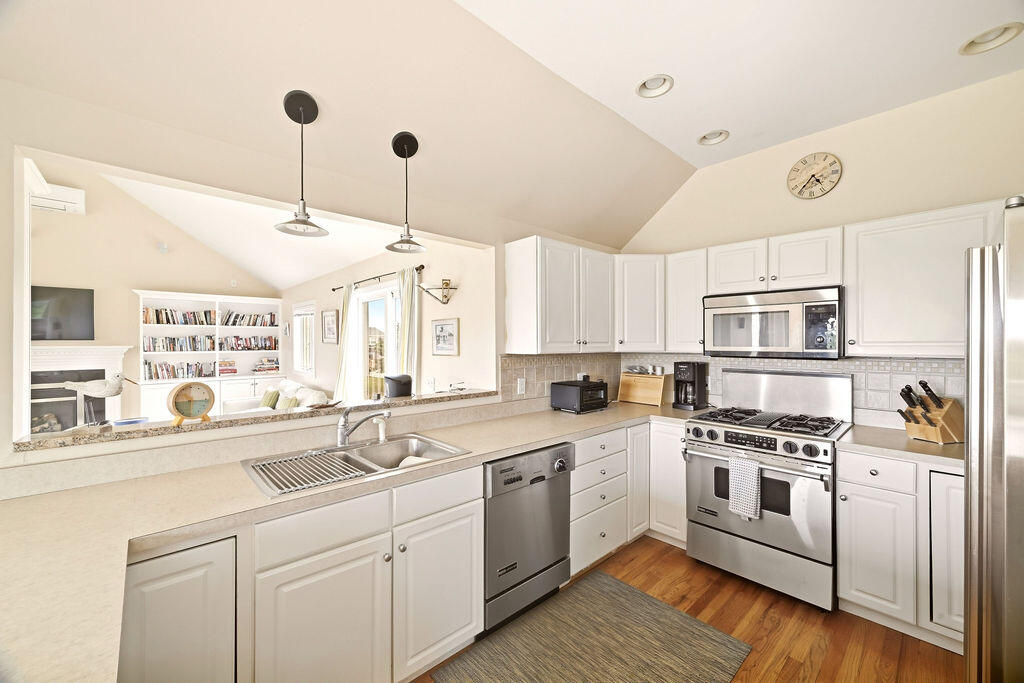 4 Sandpiper Avenue Truro MA 02666